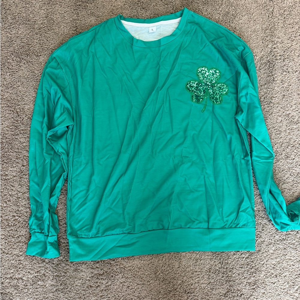 NWOT women’s long sleeve st. Patrick’s day shirt, sz L 🍀
